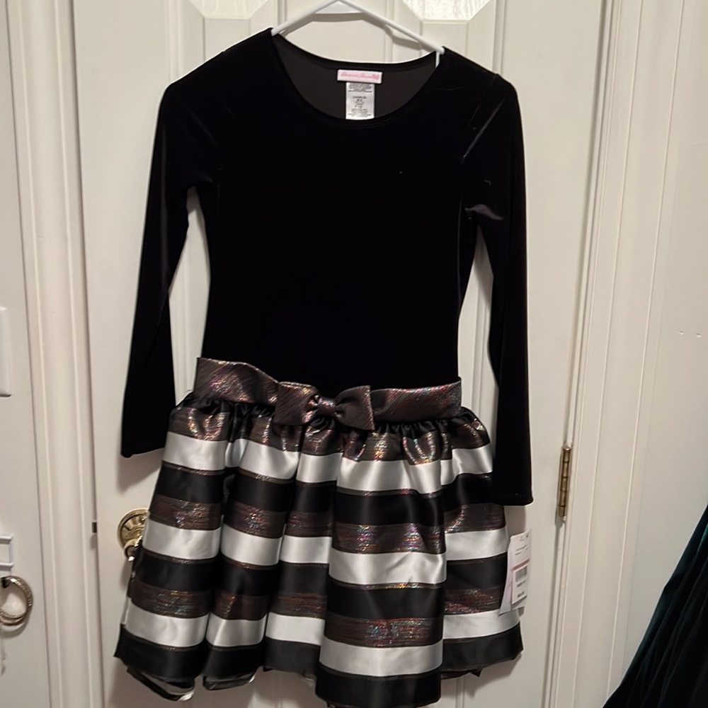 Girls sizes 12 holiday dress nwt